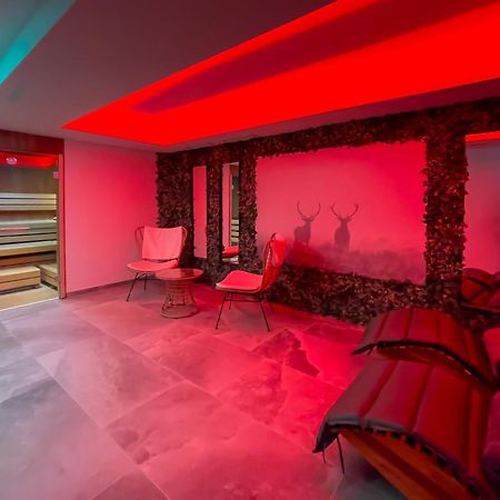 Hotel Crystal - Kitzhorn Suites Sankt Johann in Tirol Eksteriør bilde
