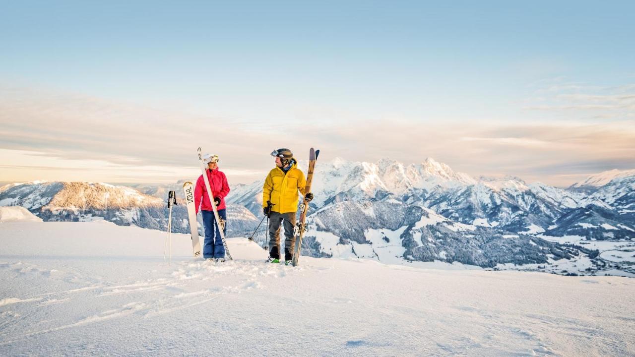 Hotel Crystal - Kitzhorn Suites Sankt Johann in Tirol Eksteriør bilde